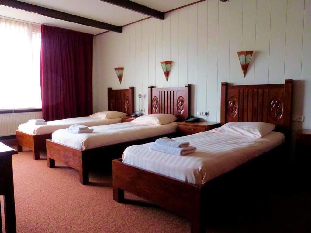 Hotel Wienerhof Ден-Хелдер Экстерьер фото